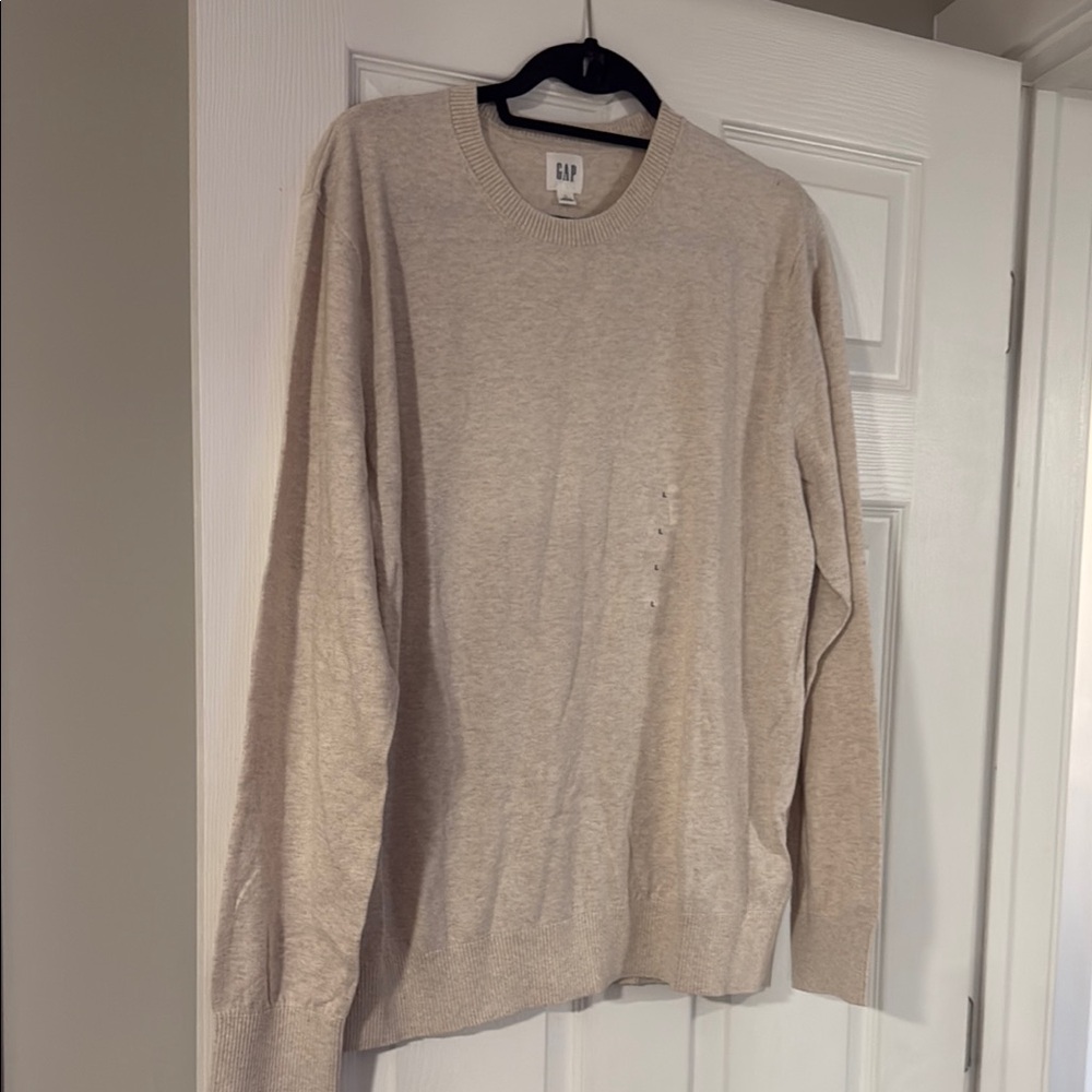 GAP Cream Crewneck Sweater Lightweight Knit